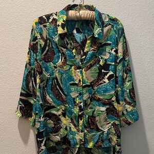 Dana Buchman Green and Black Abstract Shirt XL